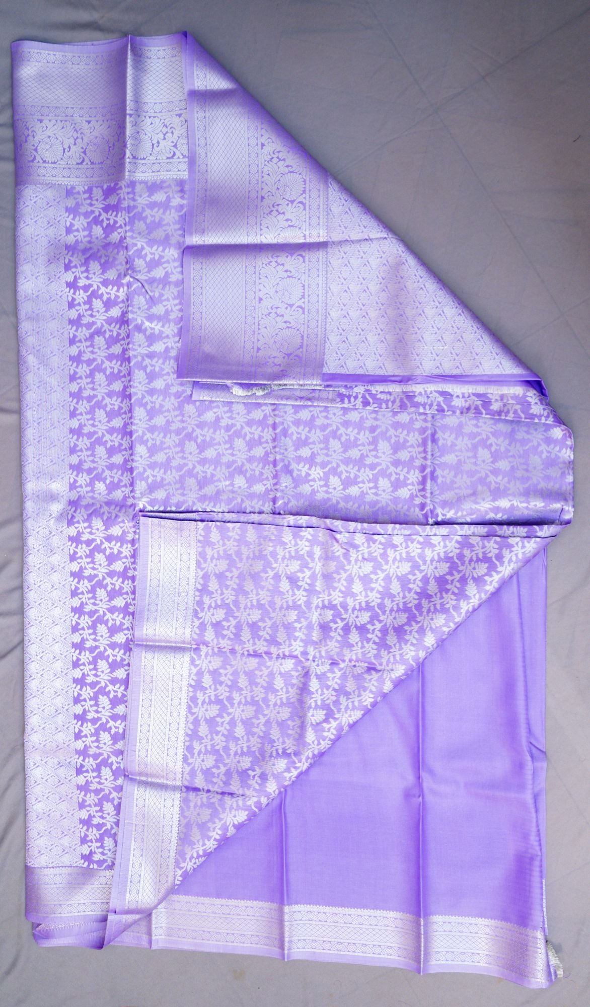 Lavender Silver Zari Pattu Silk Saree