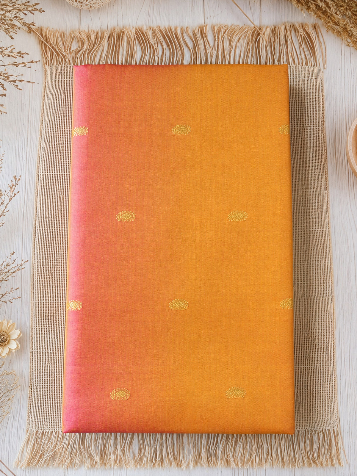 peach pink
